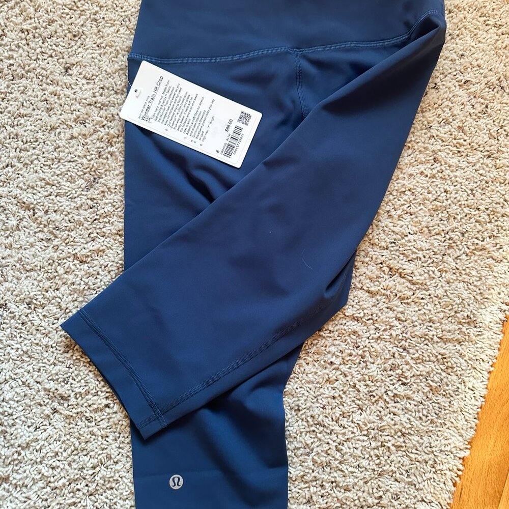 NWT - Wunder Train HR Crop 15" Size 8 Color Blue Twill BLTW